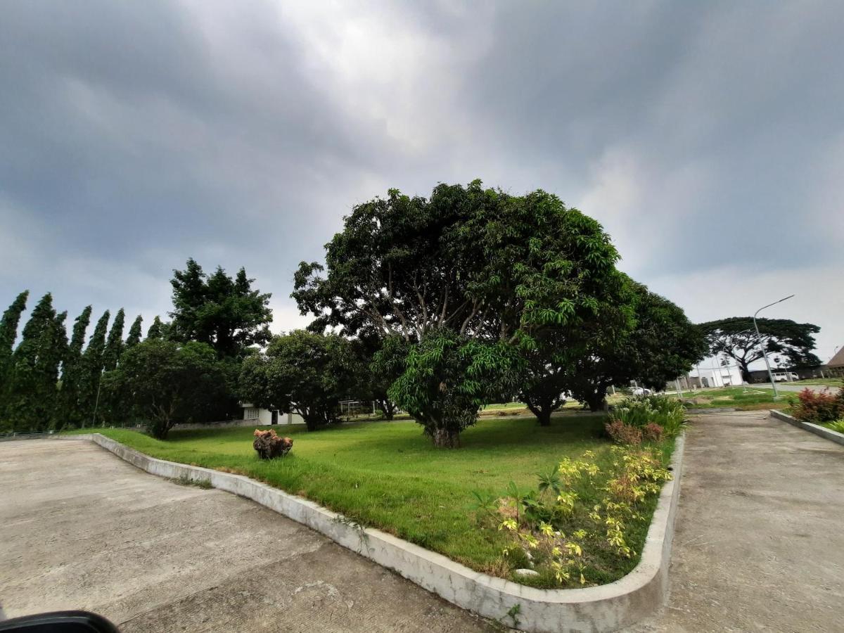 Estancia De Lorenzo Tarlac Extérieur photo
