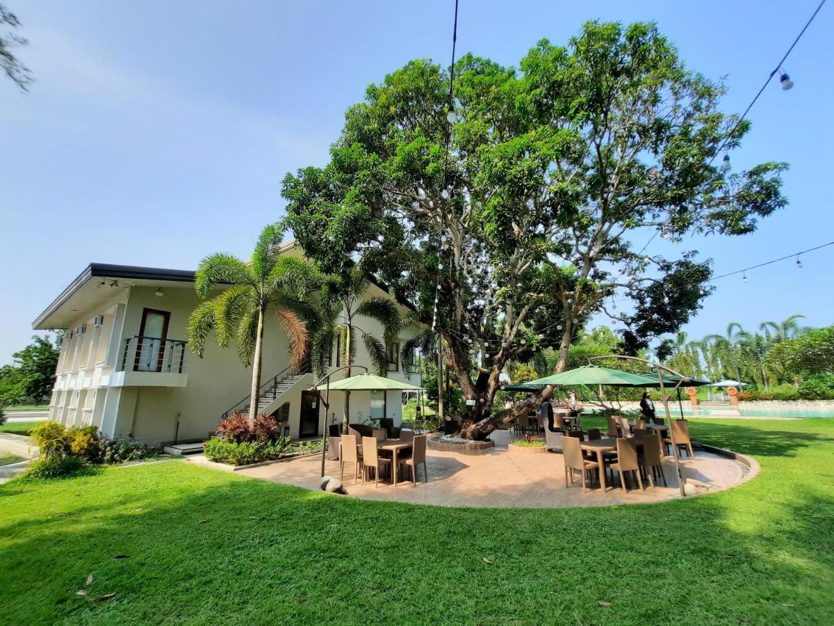 Estancia De Lorenzo Tarlac Extérieur photo